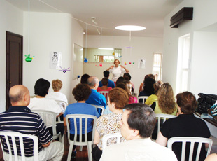 Description: http://www.lakelandsylvia.com.br/ENG/imagens/curso_semestral_02.jpg